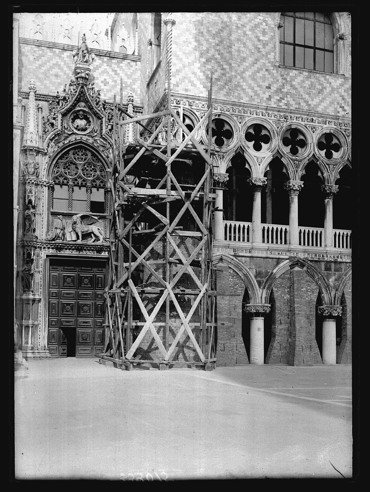 Protezione di Palazzo Ducale durante la Prima guerra Mondiale