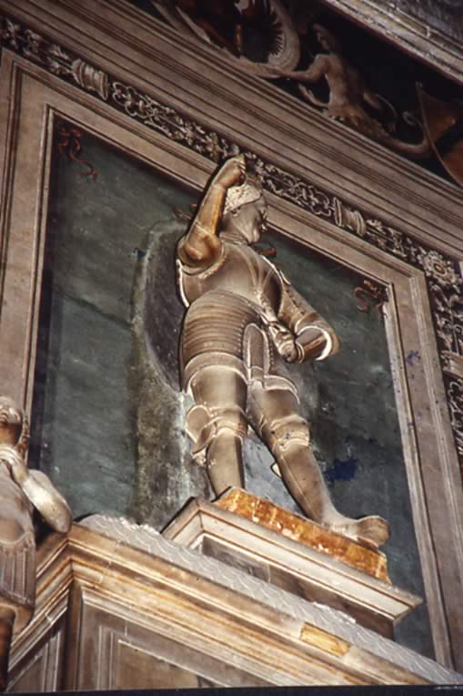 statua del condottiero